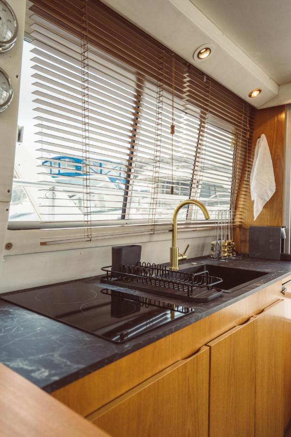 No Limit Charter Bateau Avec Parking Prive Proche Centre-Ville Ruan Exterior foto